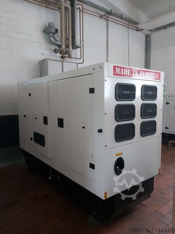 Noodgenerator 48kW60kVA Nieuwe Perkins 48kW 60kVA Neu Stromerzeuger mit Perkins 