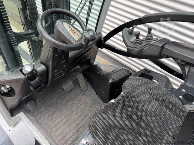 LPG Forklifts Still RX70-35T