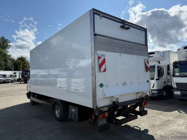 Furgoneta frigorífica MAN TGL 8.220 BL Kühlkoffer 6,2 m LBW 1 T*THERMOKING