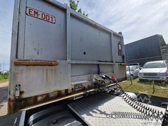 Dieplader Varmo OZ125236 / FREINS TAMBOURS / DRUM BRAKES