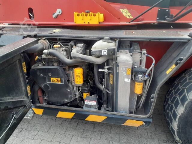 Telescopische lader JCB 555P210R