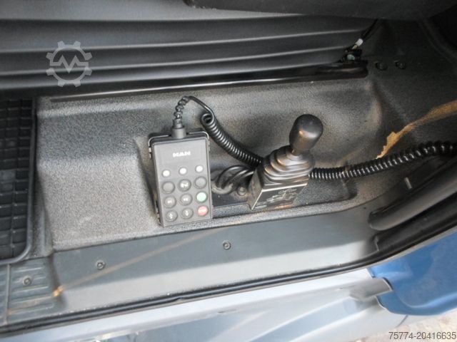 Standard nyergesvontató MAN TGX 18.500/ 4x4/HAD