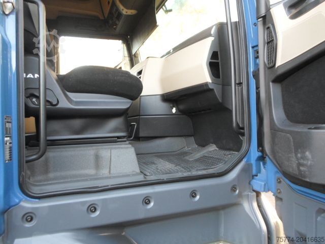 Standard nyergesvontató MAN TGX 18.500/ 4x4/HAD