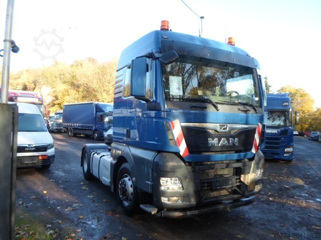 Standard nyergesvontató MAN TGX 18.500/ 4x4/HAD