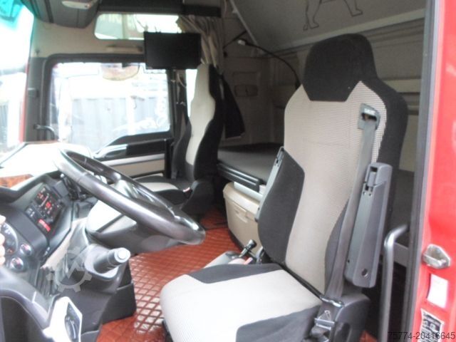 Standard nyergesvontató MAN TGX 18.500 XXL/ VOLLSPOILER