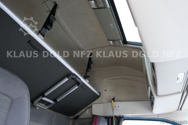 Cap tractor standard VOLVO FH 420 Globetrotter 2-Tanks Euro 6
