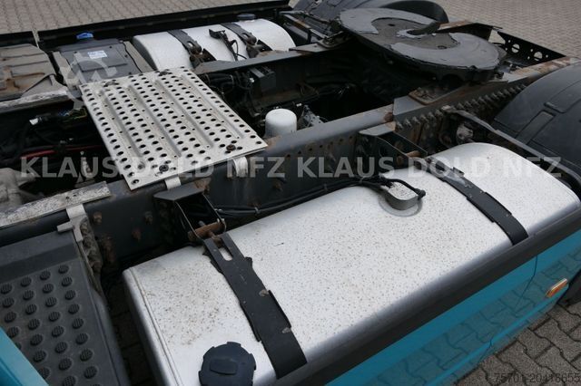 Standard tractor unit VOLVO FH 420 Globetrotter 2-Tanks Euro 6