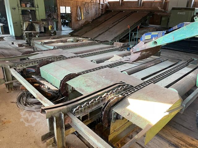 Zaagframe rollenbaan met 4 aftrekkers Esterer 