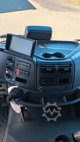 Caminhão frigorífico MERCEDES-BENZ Atego 1624 Kühlkoffer Thermo King