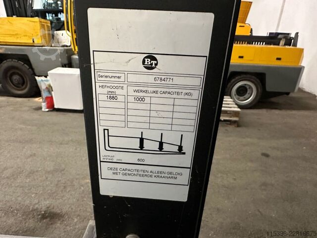 Pionowy wózek do kompletacji zamówień Toyota OSE 100 - 1401 Stunden !!!!
