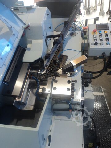 Machine voor het maken van schroeven INGRAMATIC RP1/V