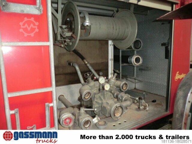 Feuerwehrfahrzeug Mercedes-Benz LP 813 4x2 TLF8 Feuerwehr