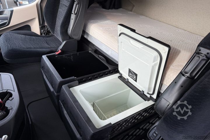 Standaard trekker Mercedes-Benz Actros 1863 4x2 Retarder Big-Block Full Option