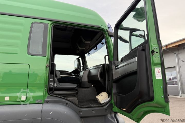 Kamion s kipom s pomičnim kontejnerom MAN TGS 35.440 8x2 Trösch / Swiss-Vehicle