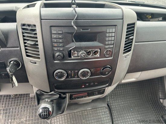 Pick-up van VW CRAFTER PRITSCHE PLANE 3 SITZE