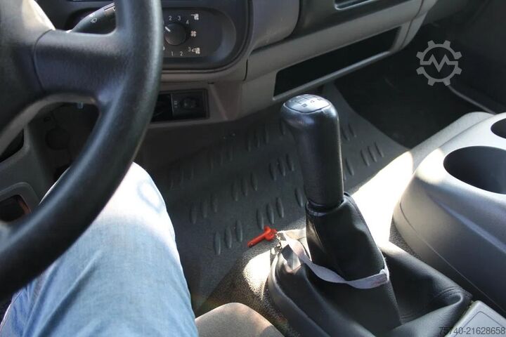 Box body DAF LF 45.160 + EURO 5 + LIFT +MANUAL +  7.5T