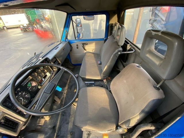 Fourgon pick-up MAN 8.180  BB 4x4 Hiab LK Pritschenaufbau