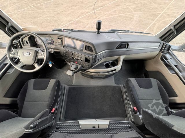 Truck mounted crane MAN TGX TG3 26.510 HMF Kran 5020K RCS + JIB