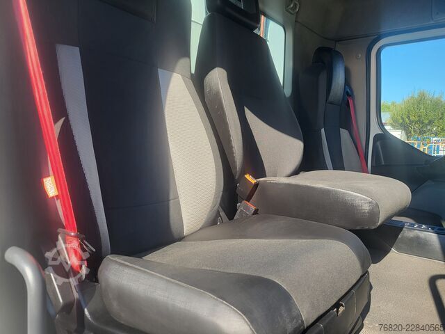 Kamion za odvoz smeća Renault D wide