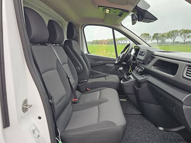Camioneta familiar de techo alto RENAULT TRAFIC 2.0 DCI L2H1 Airco Trekhaak