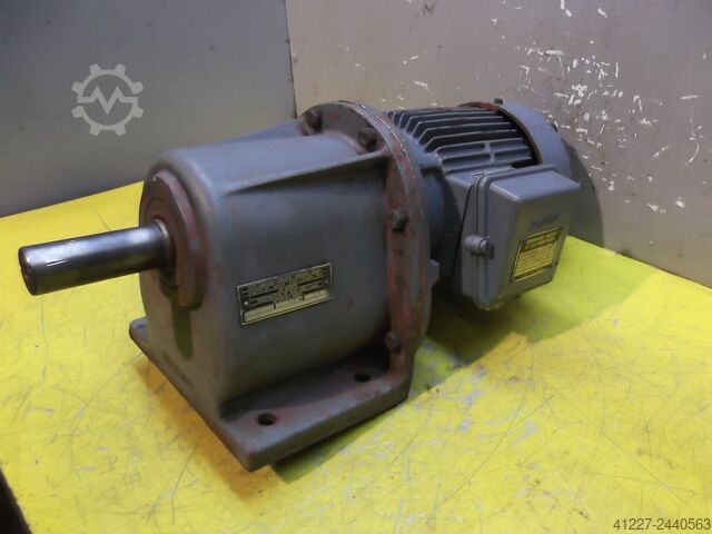 Getriebemotor 0,18 kW 19 U/min Bauer DK 881AVZ/200