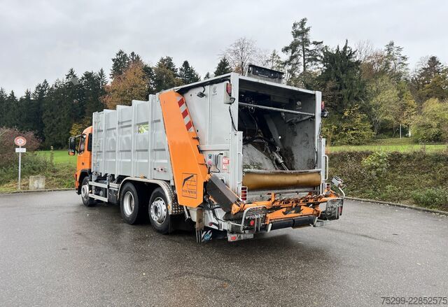  Volvo Trucks *RHD* FM-370 6x2R Kehrichtwagen