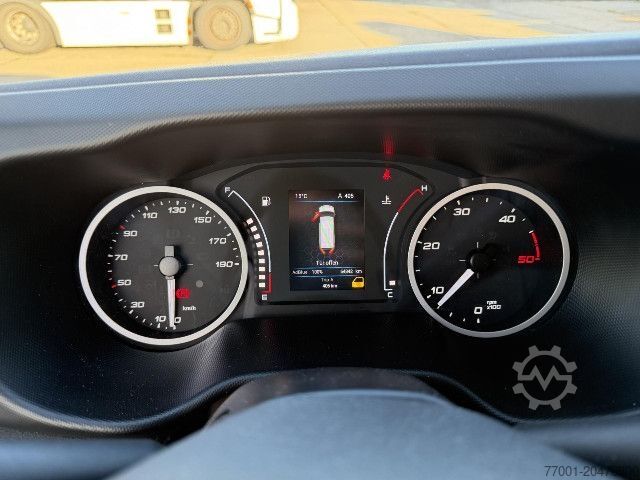 Dobozos furgon IVECO 35S14V Klima