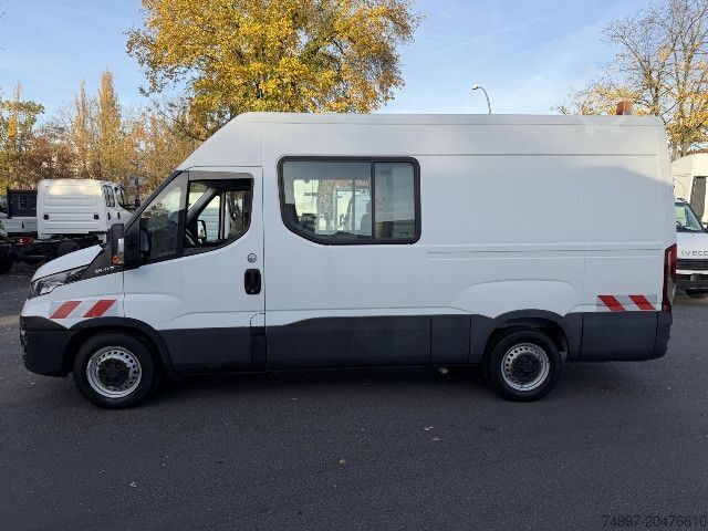 Furgon z wysokim dachem IVECO 35S14SV / 6-Sitzer / Webasto / Klima / Tempomat /