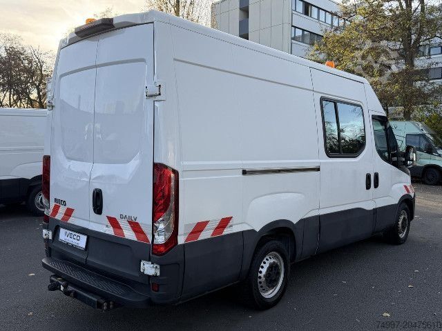 Furgon z wysokim dachem IVECO 35S14SV / 6-Sitzer / Webasto / Klima / Tempomat /