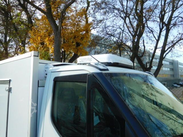 Hűtőfelépítményes furgon IVECO 35S16HA8 Hi-Matic Tiefkühl-Koffer