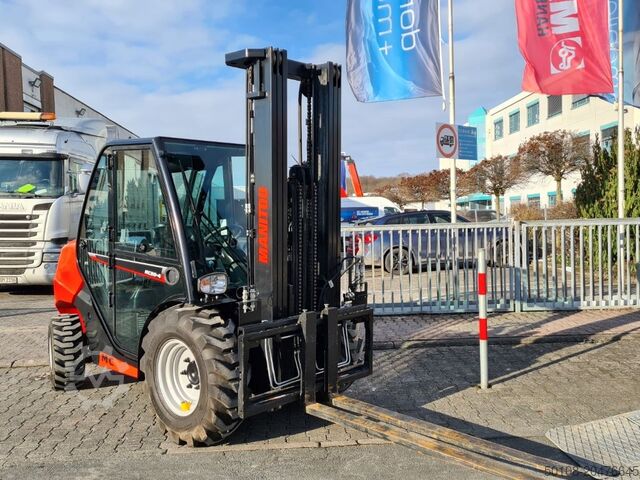 Carretilla elevadora todoterreno Manitou MC 30-4 ST3A S1