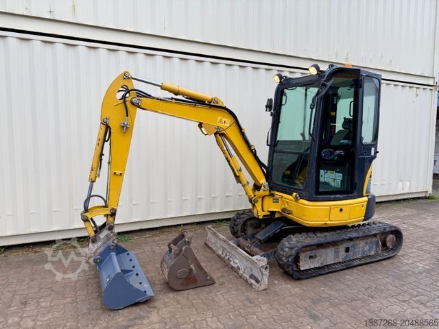 Mini ekskavatör KOMATSU PC26MR-3 / 2020 BJ / 2 x Löffel