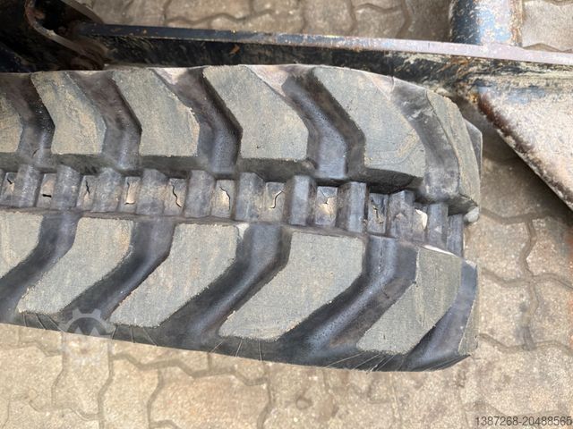 Mini ekskavatör KOMATSU PC26MR-3 / 2020 BJ / 2 x Löffel