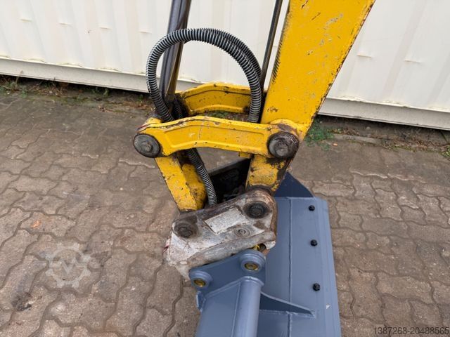 Mini ekskavatör KOMATSU PC26MR-3 / 2020 BJ / 2 x Löffel