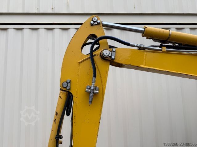 Mini ekskavatör KOMATSU PC26MR-3 / 2020 BJ / 2 x Löffel