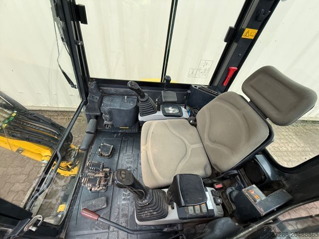 Mini ekskavatör KOMATSU PC26MR-3 / 2020 BJ / 2 x Löffel