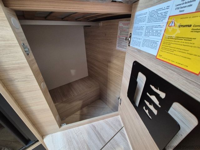 Yarı entegre karavan CHAUSSON 627 Titanium Line *MJ26*Arctic*Hubbett*Automatik