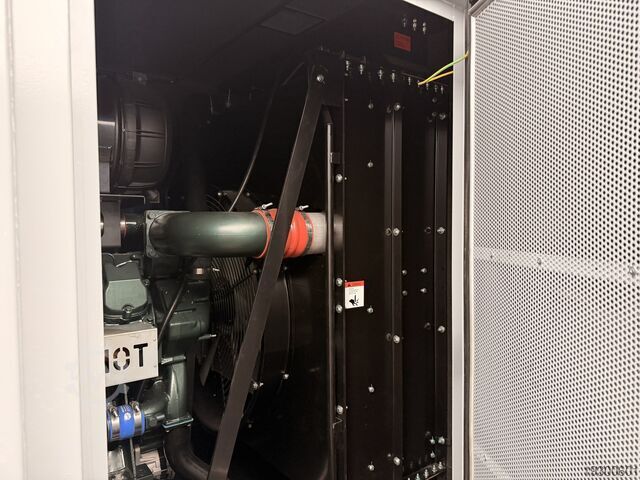Ηλεκτρογεννήτρια έκτακτης ανάγκης 700 kVA Doosan Doosan DP180LB