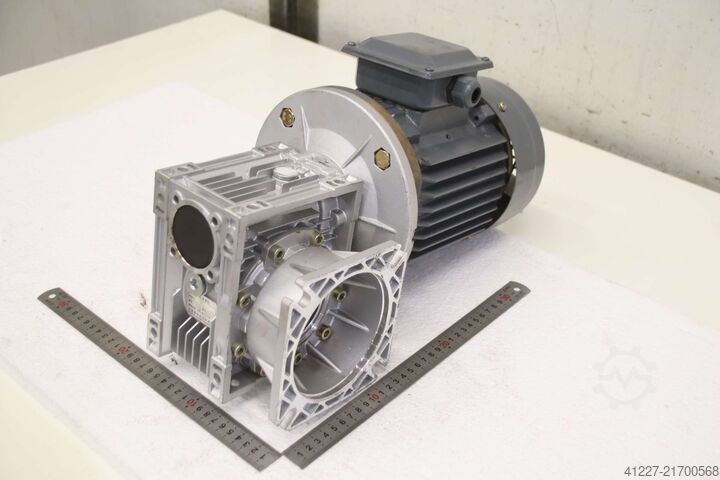 Motor electric cu reductor 1,1 kW 143 rot/min Dalian NET NMRV   Y2-90S-4