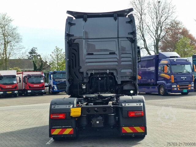 Estándar-SZM MAN TGX 18.520 GX - New - D30 - Retarder - Night cl...