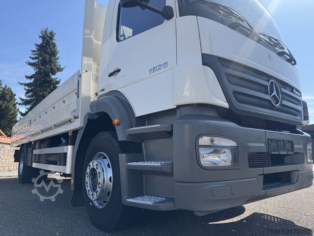 Axor 1829 L plataforma, 7,35 m, suspensión neumática Mercedes-Benz Axor 1829 L Pritsche 7,35m, Luftfederung