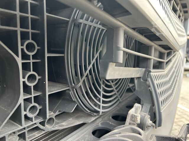 Estándar-SZM Mercedes-Benz Actros 1845 Gigaspace / Tacho V2 / Blower - PTO...