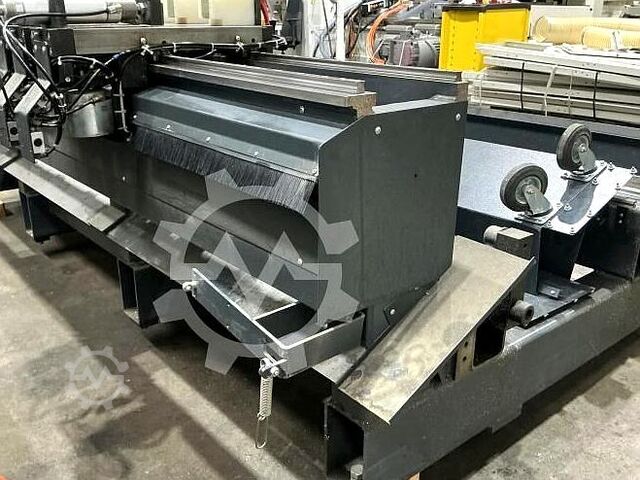 Οριζόντιο κέντρο κατεργασίας CNC Elumatec SBZ 130