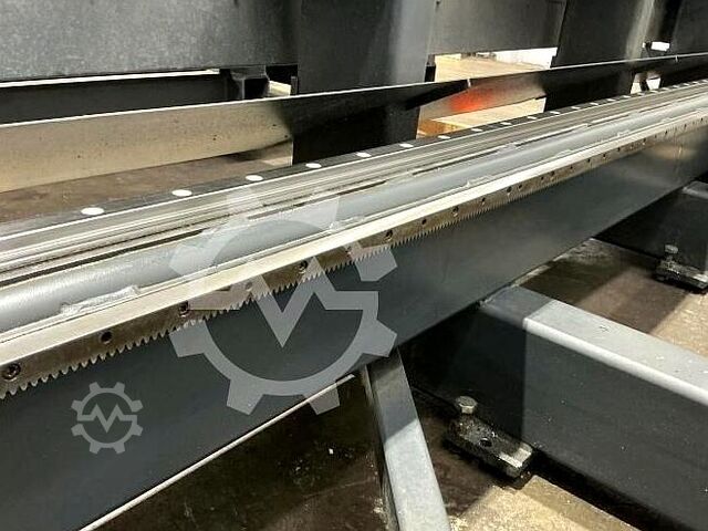 Οριζόντιο κέντρο κατεργασίας CNC Elumatec SBZ 130