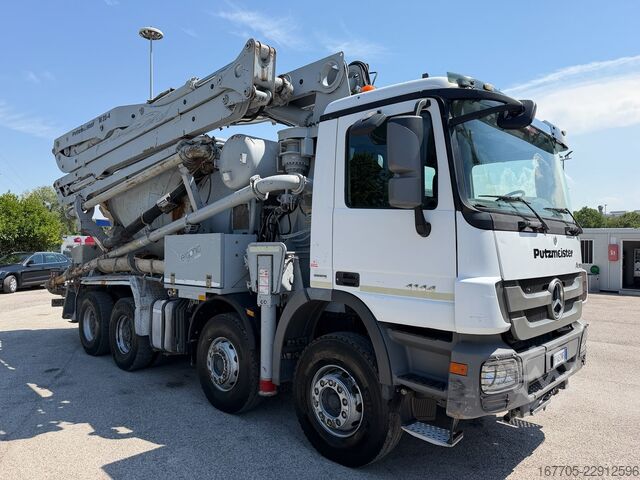  Mercedes-Benz Actros 4144 B