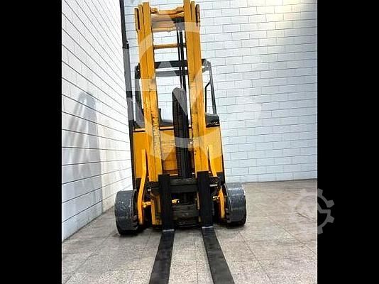 Chariot à mât rétractable Jungheinrich ETV C16