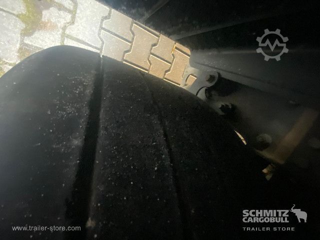 Öppen semitrailer med kapell Schmitz Cargobull Schiebeplane Mega
