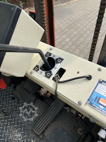 4-wiel heftruck Nissan Typ PH 02A25U