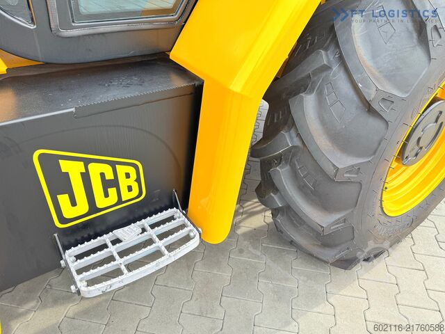 Terränggående gaffeltruck JCB 940 / TRIPLEX 4500 / FREE-LIFT NEW TIRES
