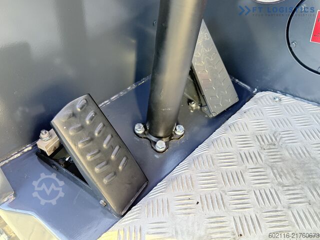 τετραπλής κατεύθυνσης περονοφόρο όχημα Combilift C3000CB GAS TRIPLEX 4900 FREE-LIFT